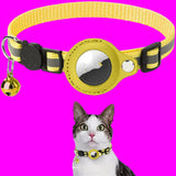 Close-up of 360-degree reflective stitching on a nylon pet collar glowing in the dark